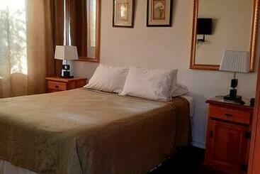 膳宿费 Acogedora Habitación En El Centro De Santiago