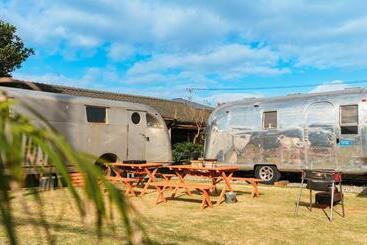 هاستل Sea Dweller