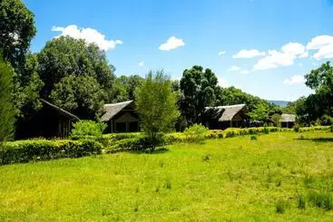 هتل Giraffe Hills Mara Camp