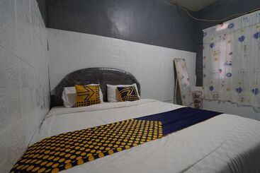 Otel Spot On 92269 Arjuna Homestay