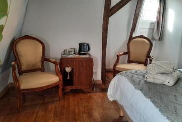 펜션 L Ostal De Gagnac