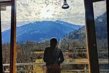 ユースホステル Kaarwan Manali