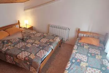 هتل آپارتمان Villa Sofia