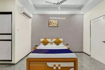 Hotel Spot On 704034  Krishna
