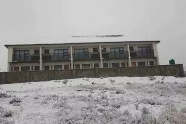 تختخواب و صبحانه Highlands Lodge