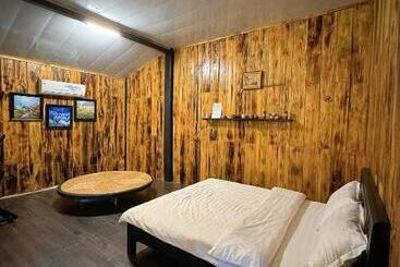 هتل Thênh Thang Home & Cafe