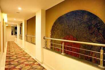 בית מלון כפרי Indriya Wayanad