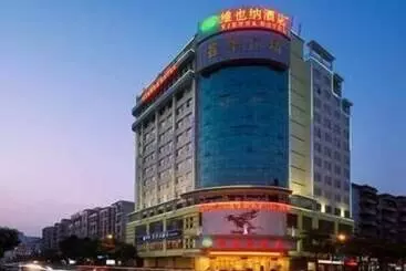 Vienna Hotel Heyuan Hongxing Road