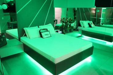 Exótico Prime Motel