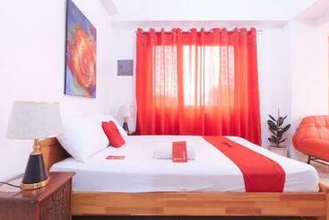 ホテル Reddoorz Near Lrt 2 Antipolo Station