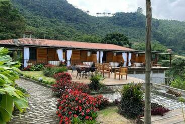 Albergue Pousada Fiori