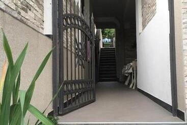 Pension (Hôtel basse catégorie) Apartmani Vuković