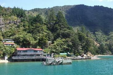 リゾートホテル The Lodge At Te Rawa