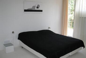 Family Hotel The Body