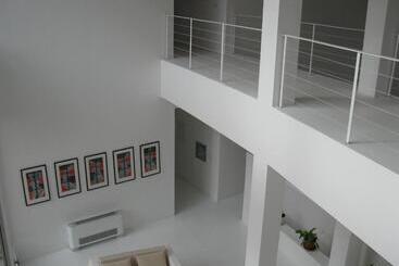 Family Hotel The Body