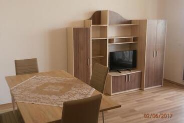 Apartments In Las Brisas