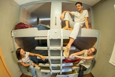 Общежитие Onefam Paralelo