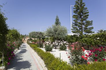 Жильё для туристов Eliofos Elegant Maisonettes