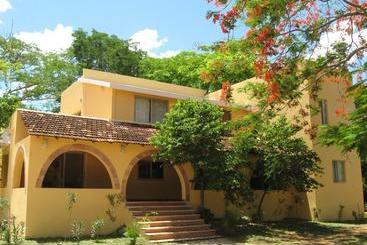 בית מלון כפרי Eco Spa Las Aguilas