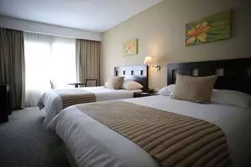 Hotel Howard Johnson By Wyndham Funes