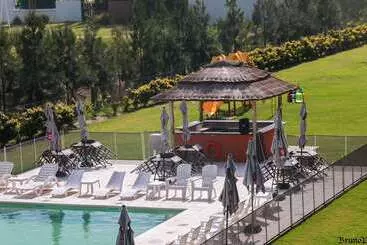 Hotel Howard Johnson By Wyndham Funes