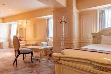 Hotel Shonan Kamakura Crystal