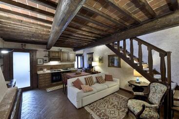 בית מלון כפרי Castelletto Di Montebenichi