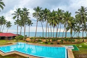 Hotel Sanmali Beach