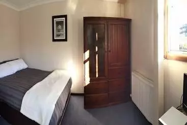 Bed and Breakfast Lodge 21