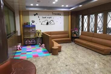 هتل Funhouse Hsinchu