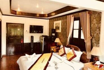 ホテル Merry Riverside