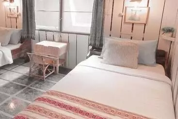 酒店 Srinual Lodge