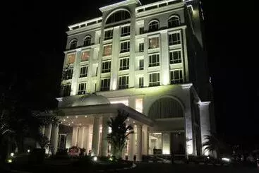 The Sahira Hotel Syariah