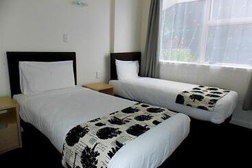 汽车旅馆 Parnell Pines