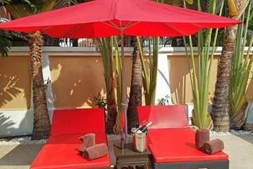 Tropicana Pool Villa