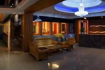 Lovestar Lakeside Hotel Stars Building