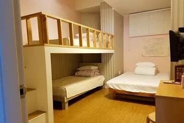 Pension Mama Guesthouse Myeongdong