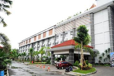 Hotel Grand Hap Solo