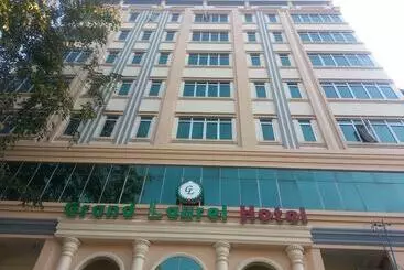 Hotel Grand Laurel