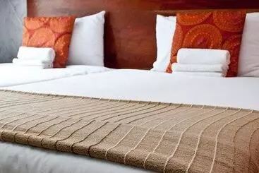 خانه Rivernest Boutique Cottages