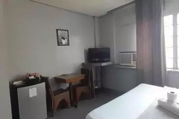 Slouch Hat Hotel And Restaurant