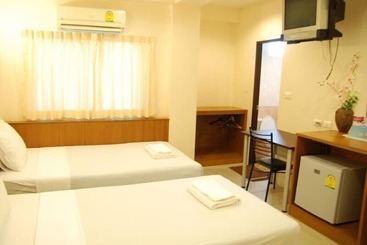 ホテル Rambuttri House