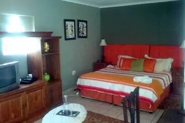 Pensionat 5th Avenue Guest House
