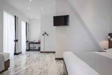 膳宿费 My Bed Montenapoleone