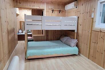 Pensione Jeju Vision House