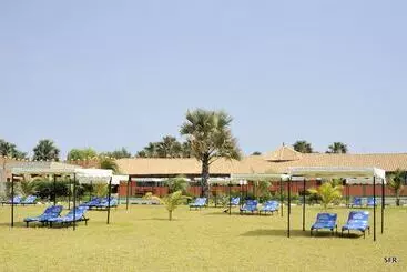 هتل آپارتمان Seafront Residence &