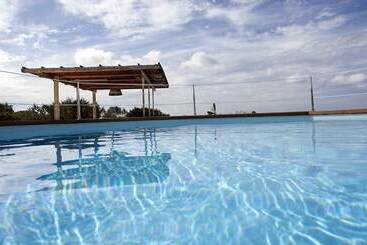 ツーリストアパートメント Cas Saliners   Villa Can Paya