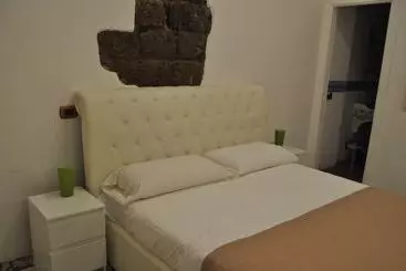 آپارتمان‌های توریست‌ها Agora Apartments