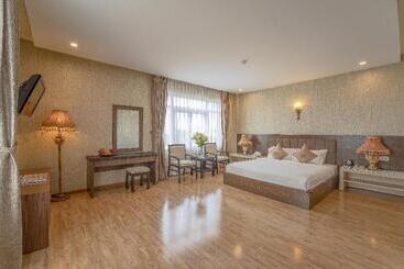 هتل Eden Plaza Danang