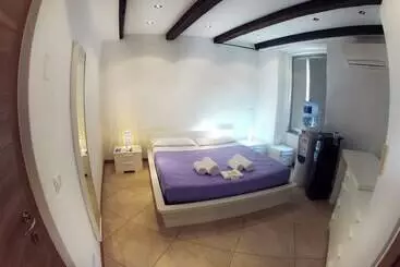 Hotel Suite Center Piazza Pontida